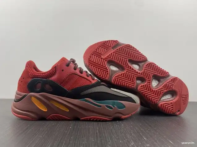 700 Hi-Res Boost Adidas HQ6979 Yeezy Red 0503